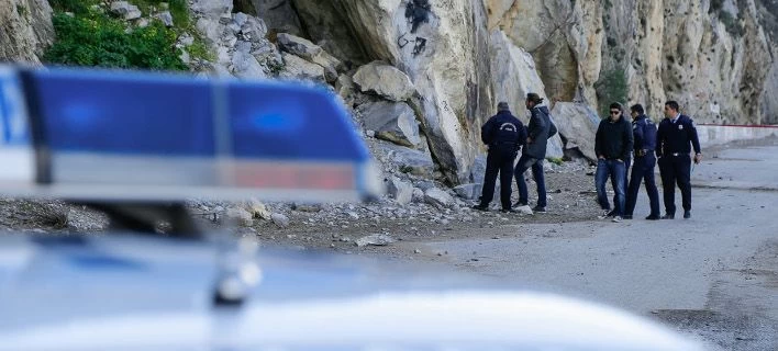 Μακάβριο εύρημα στη Νίσυρο -Η βροχή ξέθαψε ανθρώπινα οστά